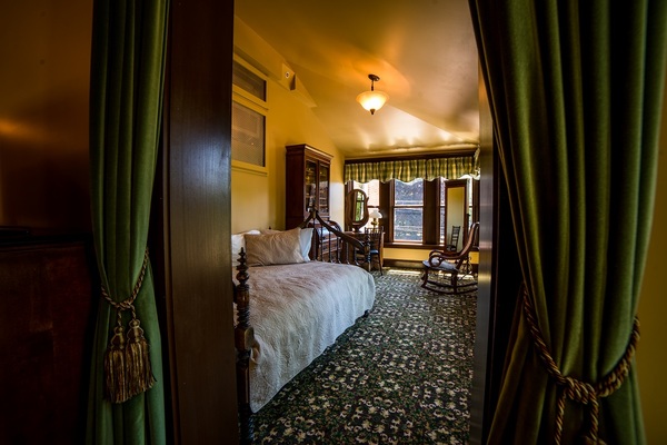 George Steele's Suite - Room 204 Photo 1