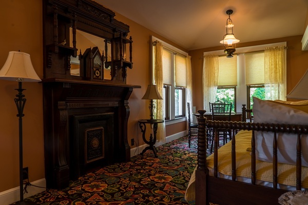 The Aviary Suite - Room 206 Photo 4